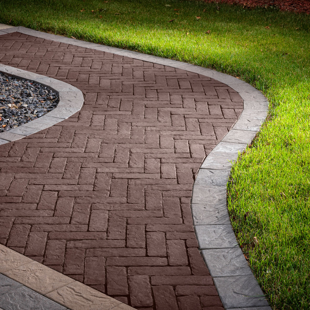 BRooklyn Paver walkway in the Rosewood Colour