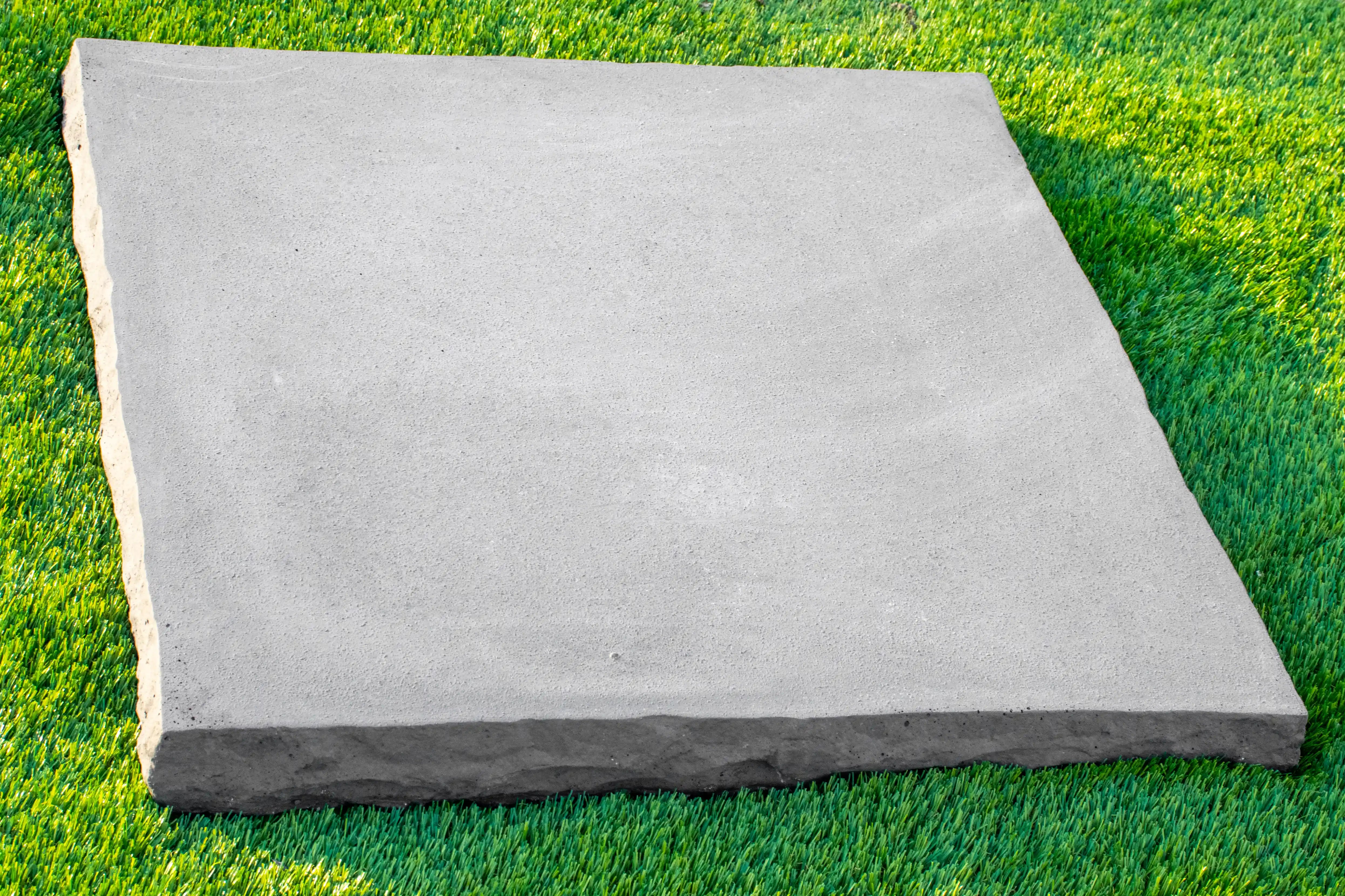 Empire Pillar Cap on grass